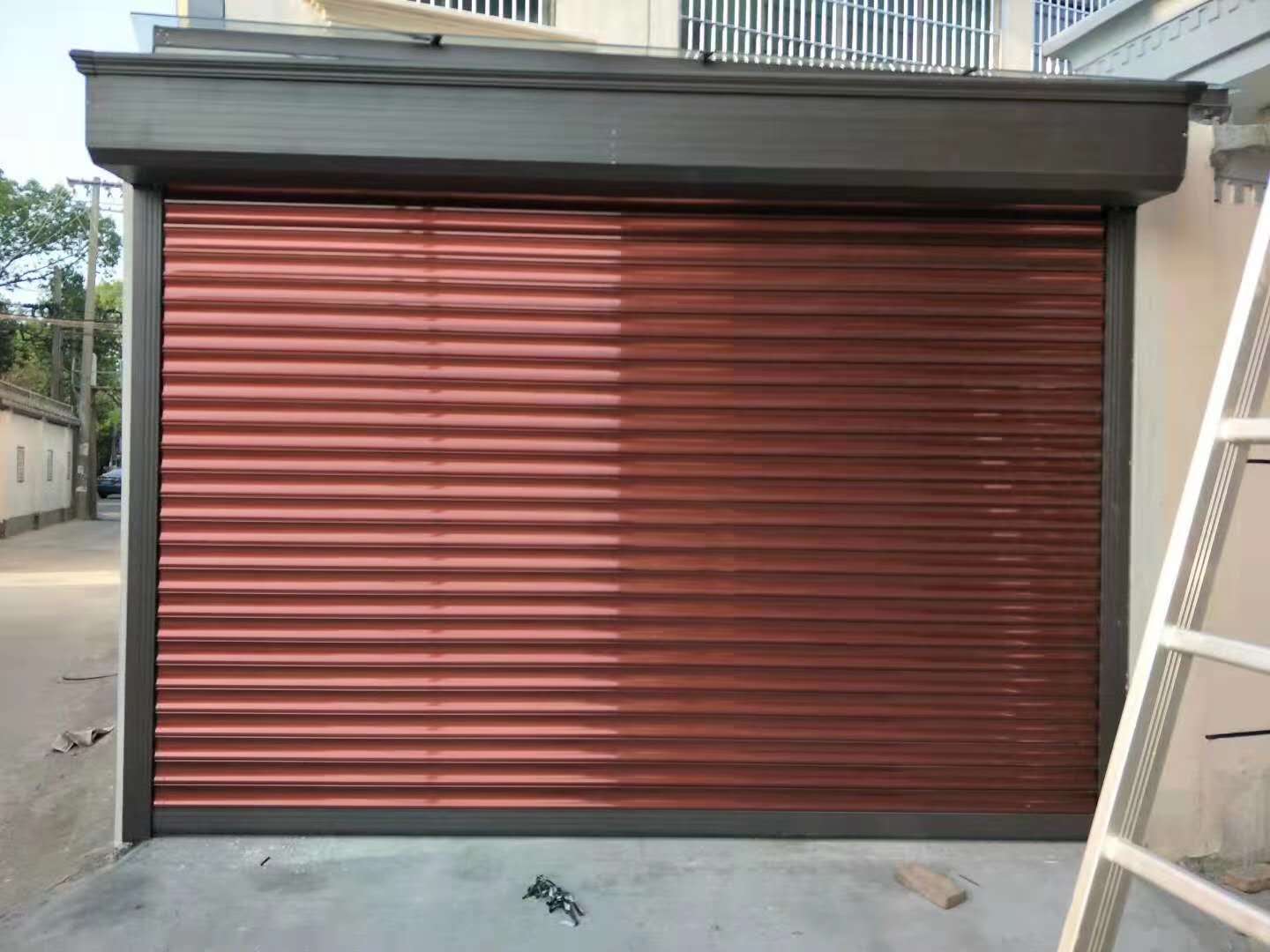 济南卷帘门噪声爆发的缘故原由是什么？？？？