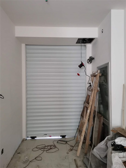 车库门的操作事项要凭证准确方法来