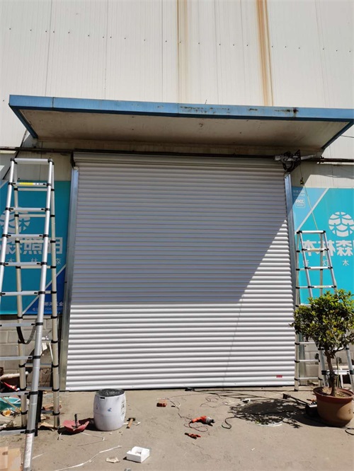 防火卷帘门装置要装置电控箱锁盒吗？？？